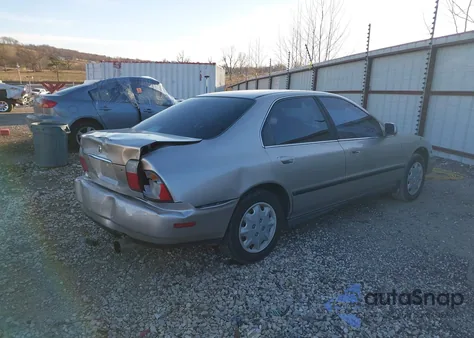 1997 Honda Accord Lx from USA, damaged, VIN 1HGCD5631VA249295